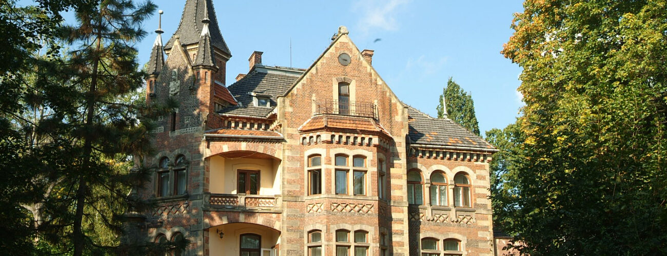Grodkowice pałac